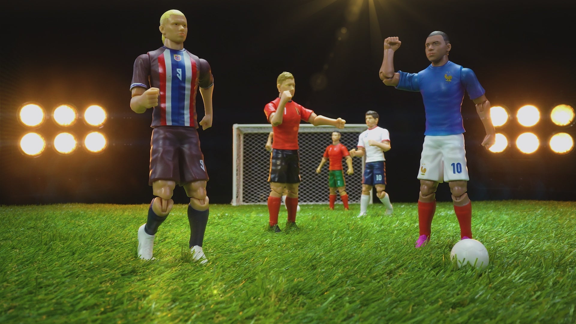 Load video: Banbo Sockers Soccer Action Figures